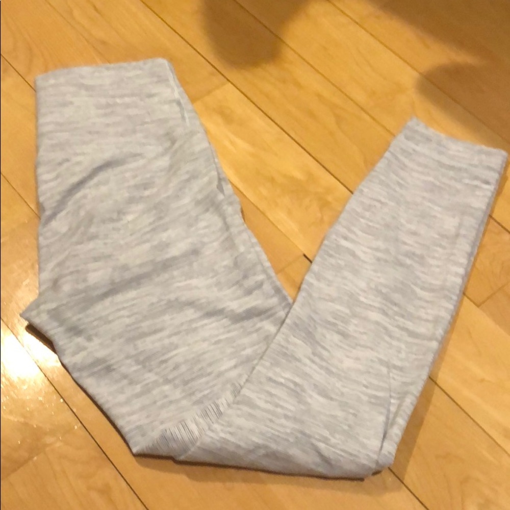 TRADE White/Grey Striped Lululemon 25” Leggings